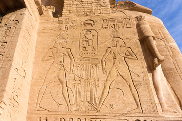Crociera sul Nilo e crociera sul Lago Nasser con Cleopatra Travel